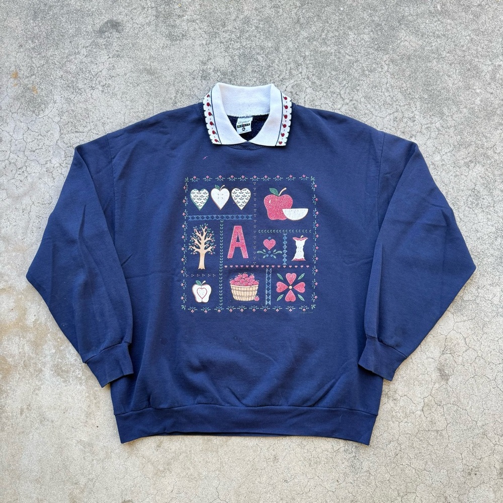 Vintage 90’s Gopher Sport Apples Strawberries Floral Embroidered Grandma Sweater